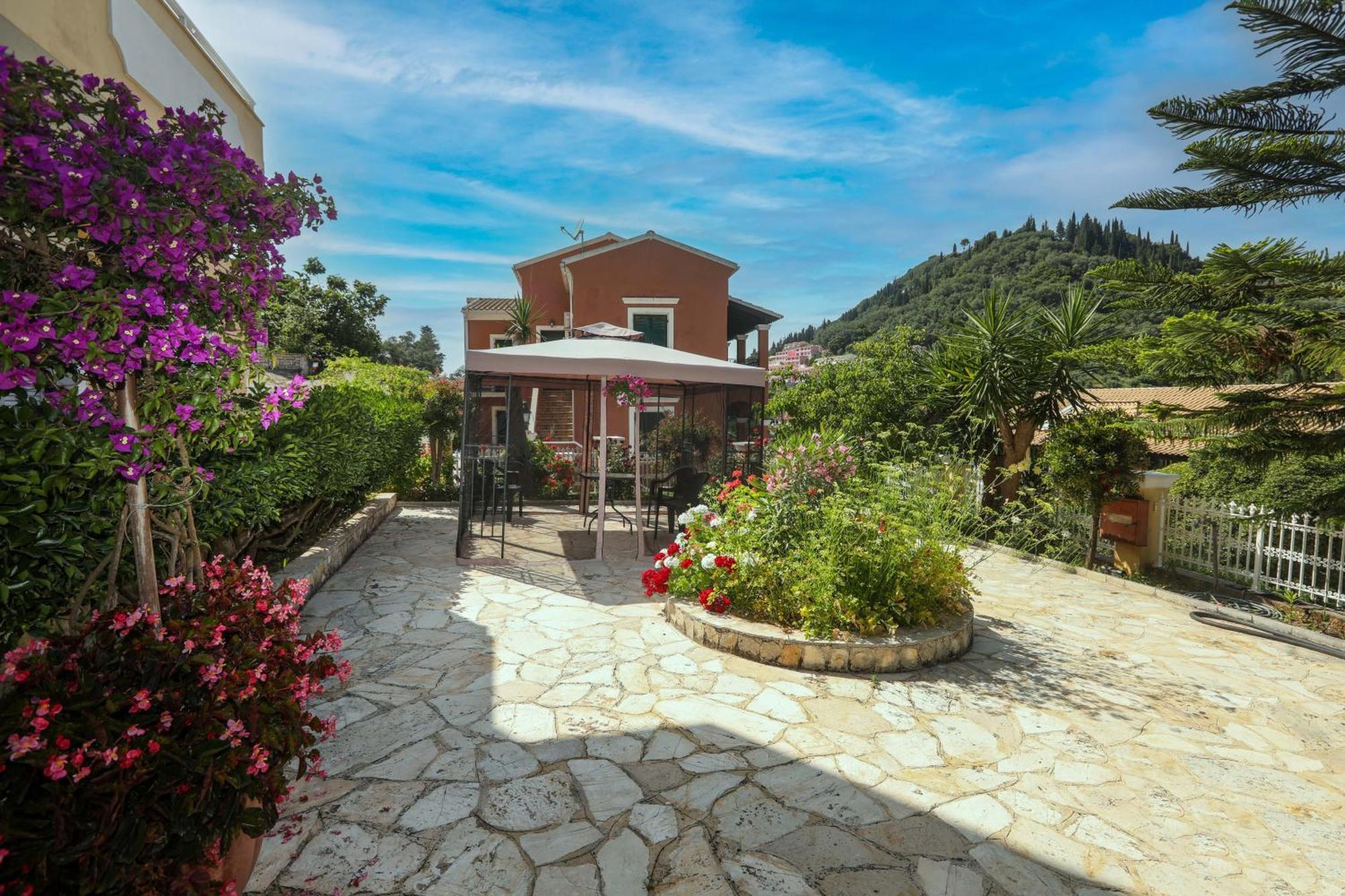 Marina Apartments, Agios Gordios  Dış mekan fotoğraf
